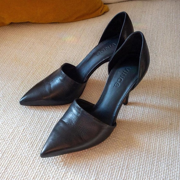 Vince Claire Choked Up Leather D'Orsay Pumps - Picture 2 of 5